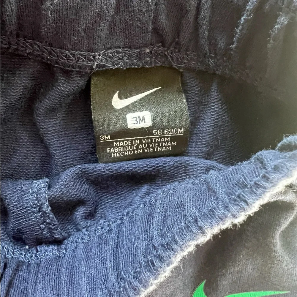 Nike Baby Boy Blue Born to Play Football Outfit | 0-3M NWOT - Picture 3 of 3